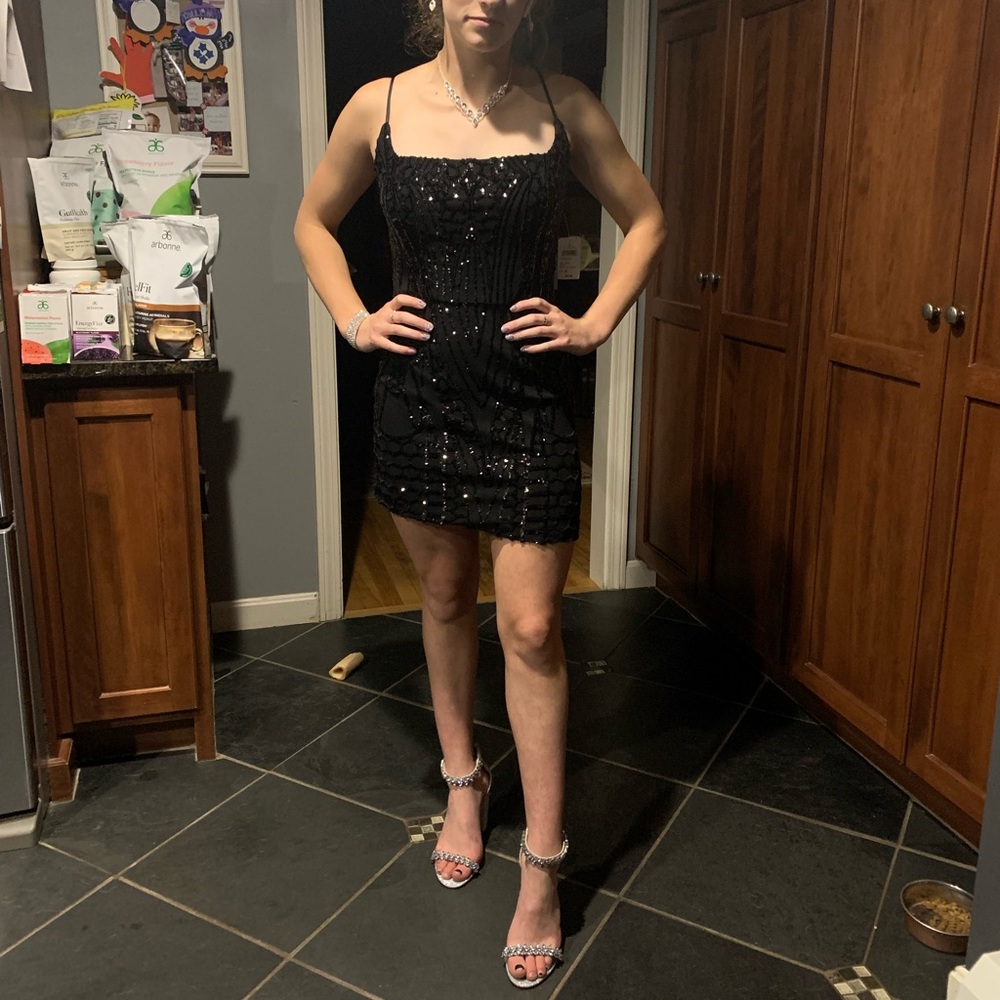 NEW Semi-formal Black Sequins,Spaghetti Strap, thigh length-size S (4)